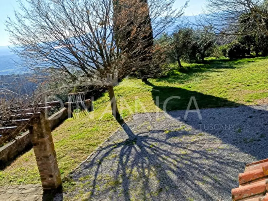 Immagine 28 di Rustico / casale in vendita  in Via Giovanni XXIII 1 a Vinci