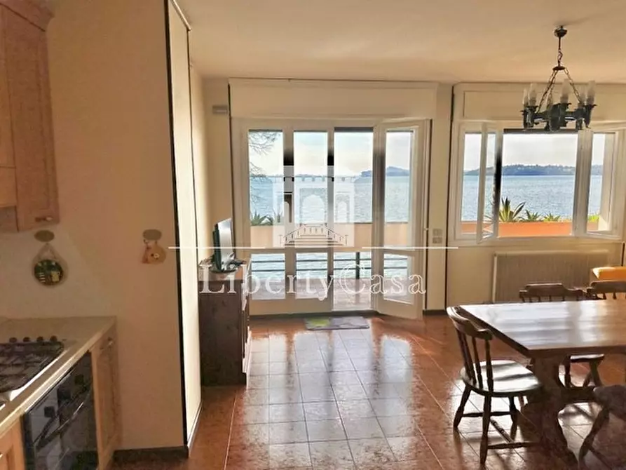 Immagine 10 di Appartamento in vendita  in Corso Zanardelli a Gardone Riviera