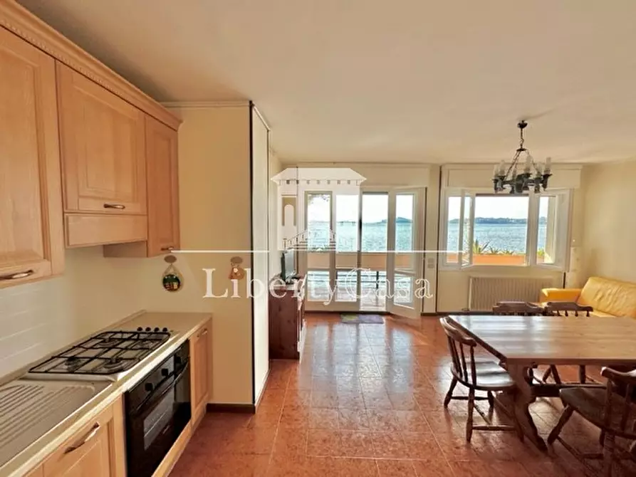 Immagine 12 di Appartamento in vendita  in Corso Zanardelli a Gardone Riviera