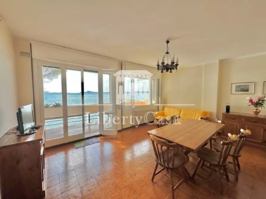 Immagine 12 di Appartamento in vendita  in Corso Zanardelli a Gardone Riviera