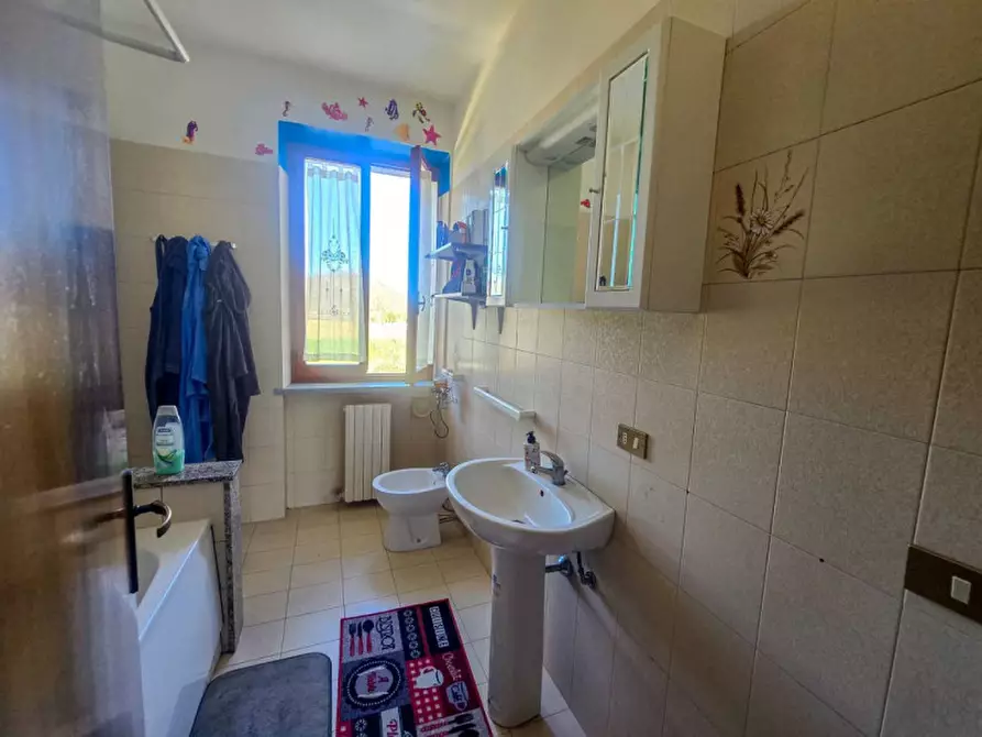 Immagine 19 di Casa bifamiliare in vendita  in Strada Provinciale Fangacci a Urbania