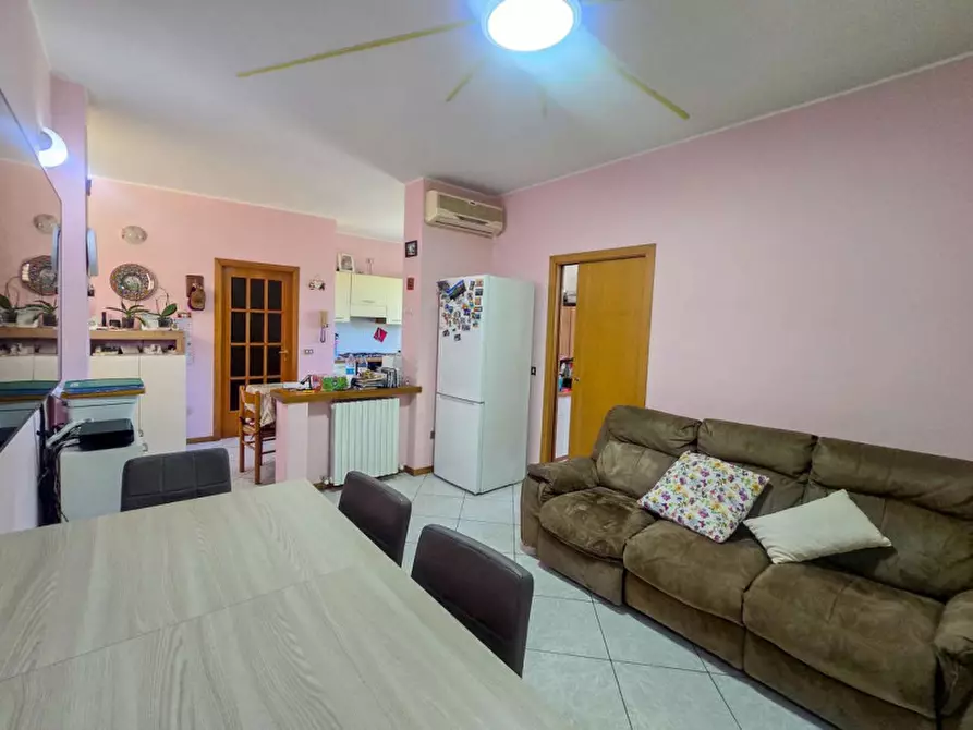 Immagine 21 di Casa bifamiliare in vendita  in Strada Provinciale Fangacci a Urbania