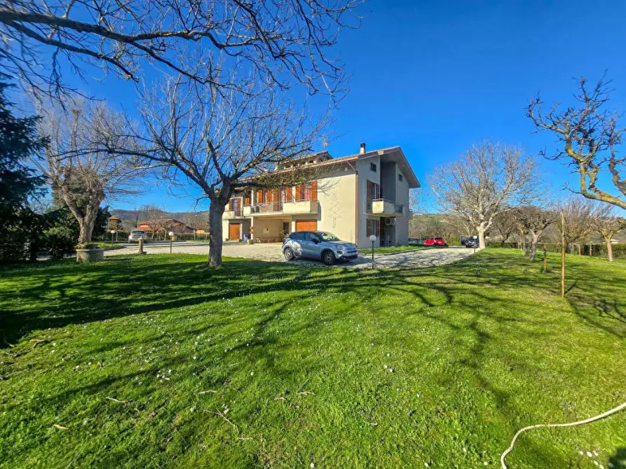 Immagine 28 di Casa bifamiliare in vendita  in Strada Provinciale Fangacci a Urbania