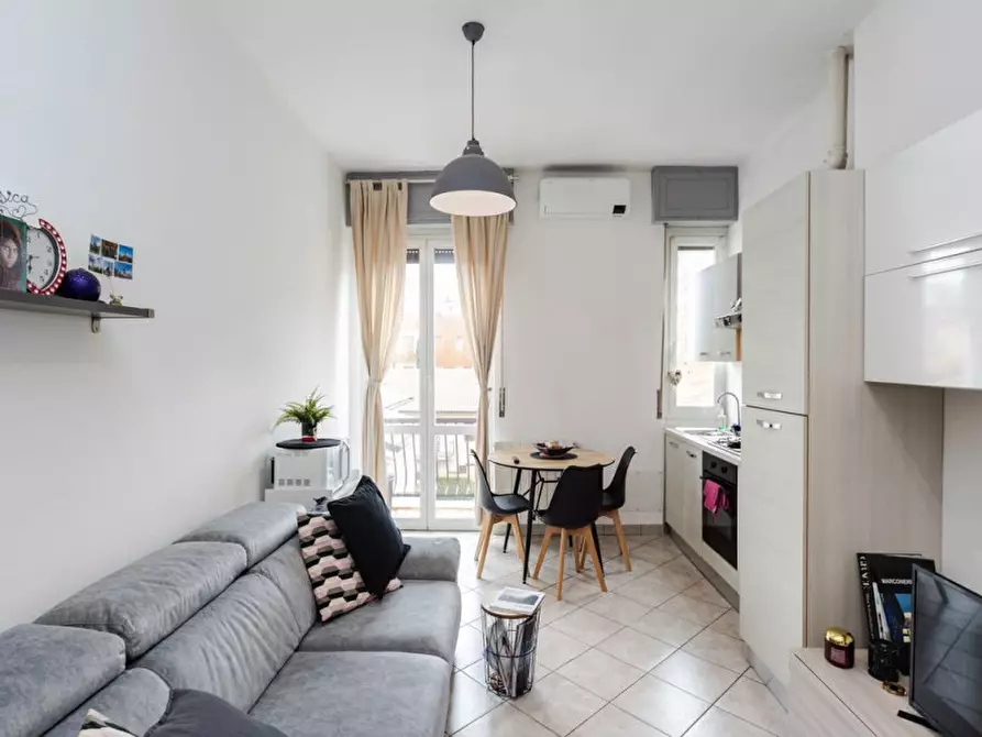 Immagine 3 di Appartamento in affitto  in Via Verbano 5 a Monza