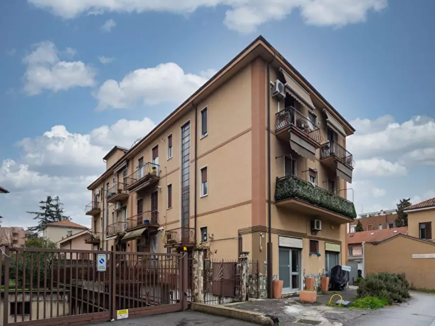 Immagine 10 di Appartamento in affitto  in Via Verbano 5 a Monza