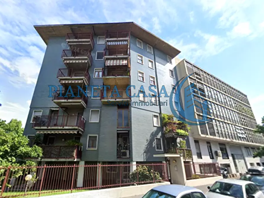 Immagine 2 di Appartamento in vendita  in Via Gallarate 114 Milano a Milano