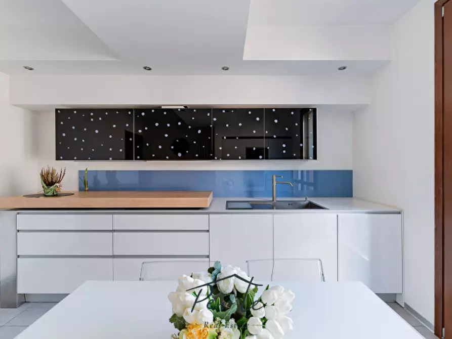 Immagine 1 di Villa in vendita  in Via Martin Luther King 4 a Curtatone