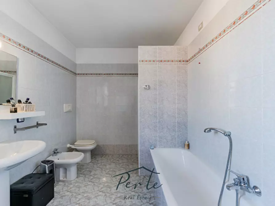 Immagine 17 di Villa in vendita  in Via Martin Luther King 4 a Curtatone