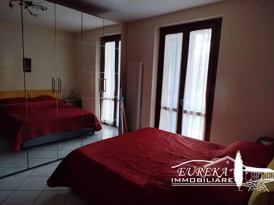 Immagine 9 di Appartamento in vendita  in via del giglio a Castiglione Del Lago