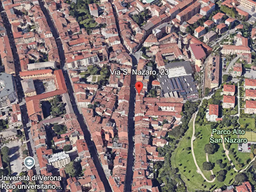 Immagine 1 di Attività commerciale in vendita  in Via San Nazaro a Verona