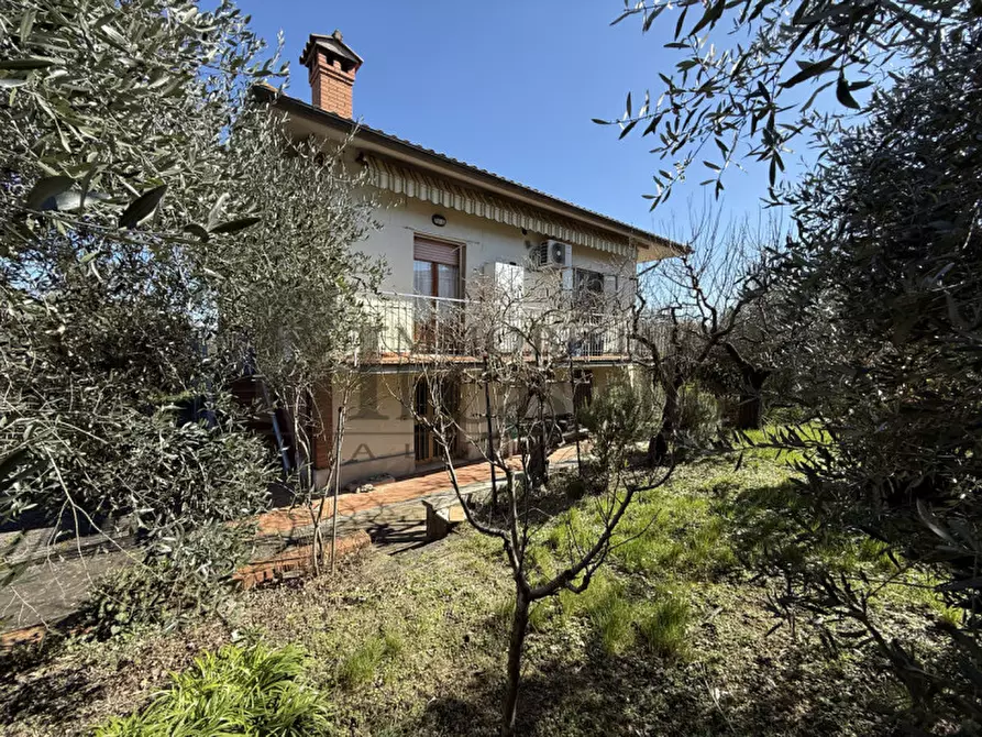 Immagine 25 di Casa indipendente in vendita  in sanfatucchio a Castiglione Del Lago