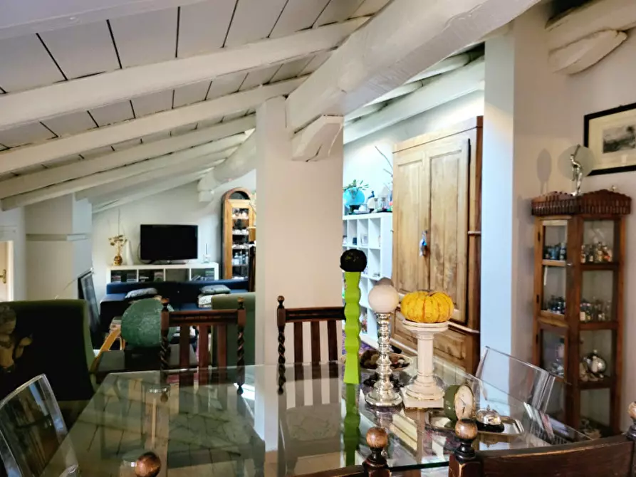 Immagine 4 di Appartamento in vendita  a Bologna