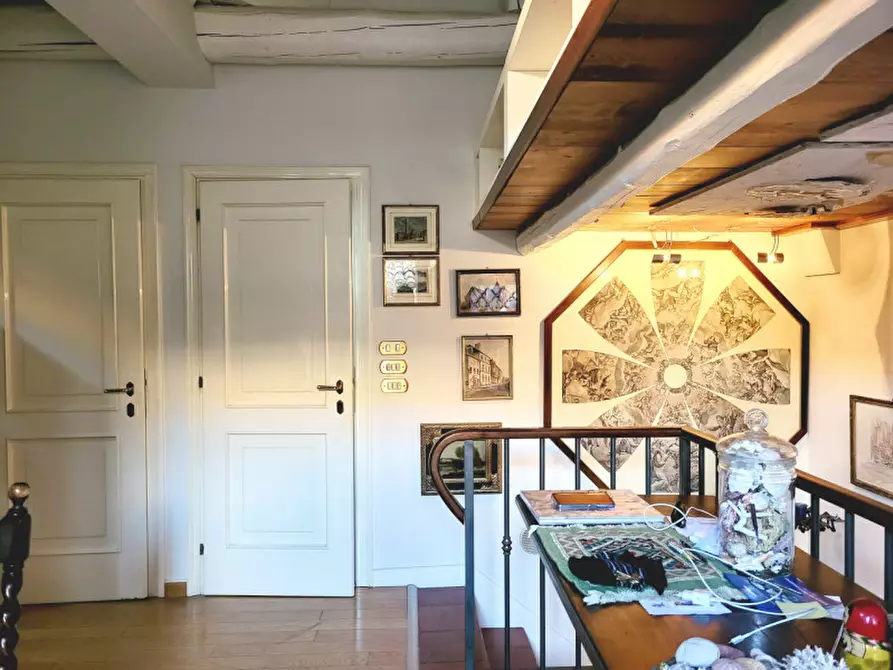 Immagine 5 di Appartamento in vendita  a Bologna