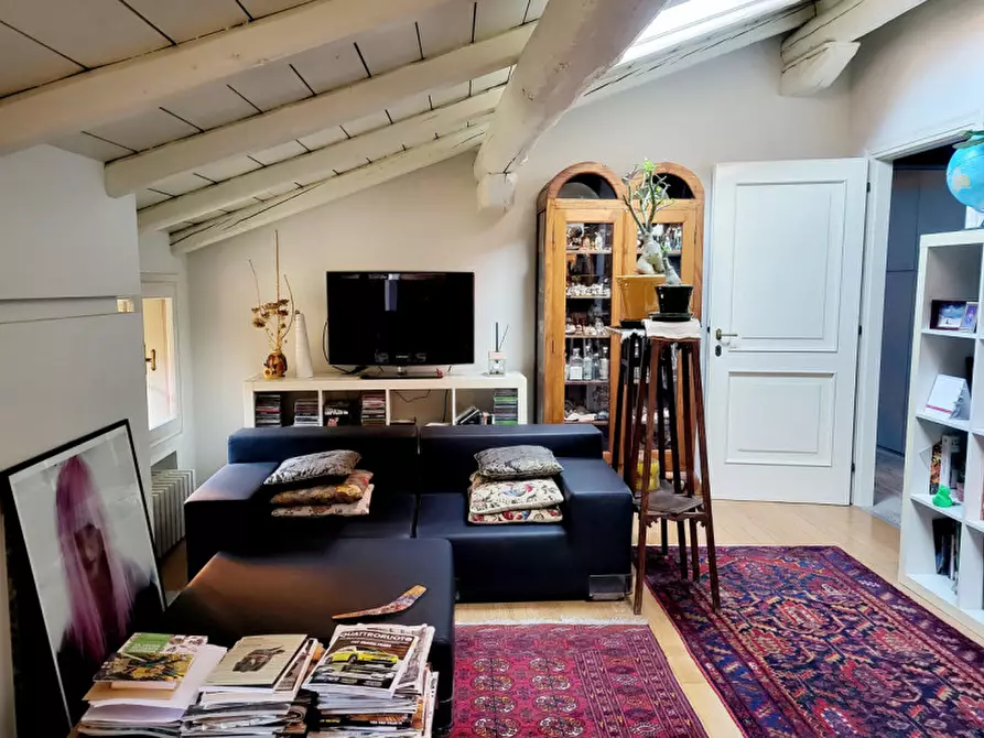 Immagine 9 di Appartamento in vendita  a Bologna