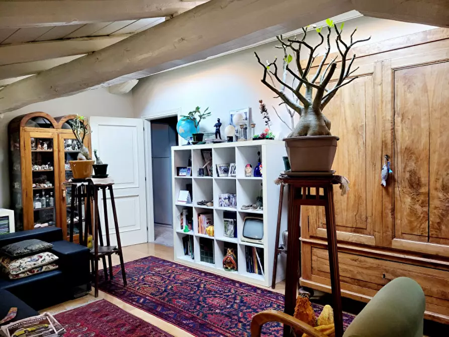 Immagine 11 di Appartamento in vendita  a Bologna