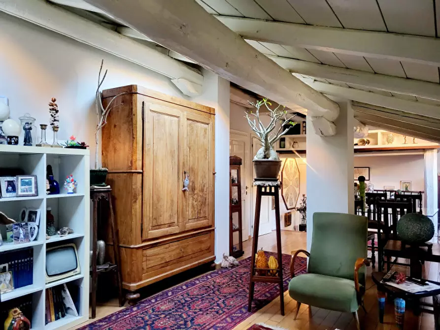 Immagine 18 di Appartamento in vendita  a Bologna