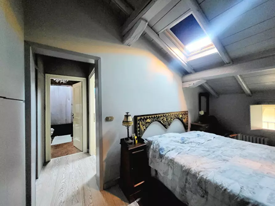 Immagine 25 di Appartamento in vendita  a Bologna