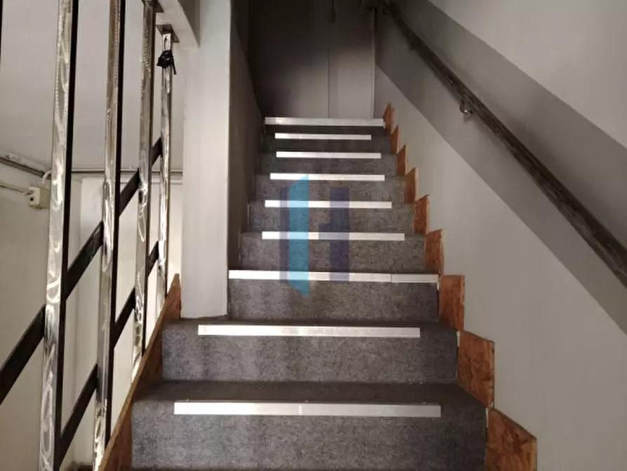 Immagine 14 di Rustico / casale in vendita  a Travagliato