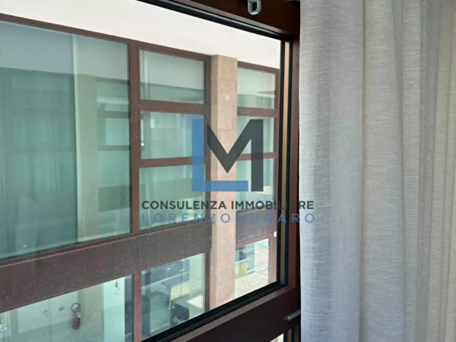 Immagine 25 di Ufficio in vendita  a Montebelluna