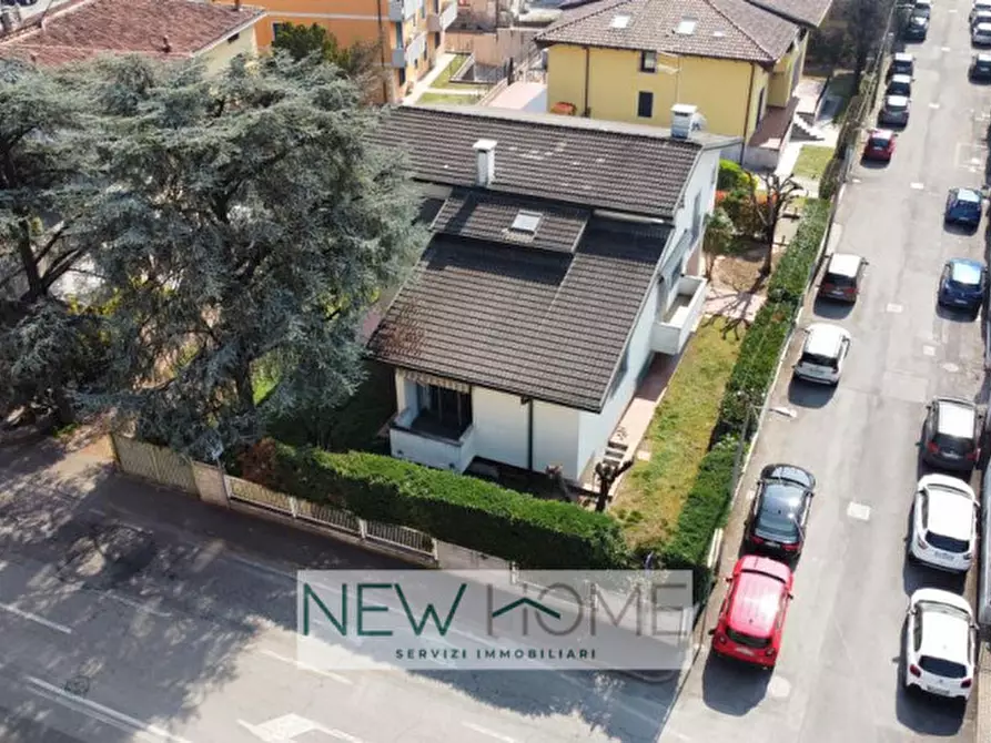 Immagine 10 di Villa in vendita  in Via Alfonsine 1 a Verona