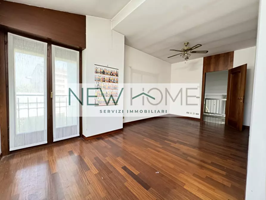 Immagine 15 di Villa in vendita  in Via Alfonsine 1 a Verona