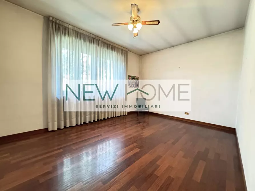 Immagine 19 di Villa in vendita  in Via Alfonsine 1 a Verona