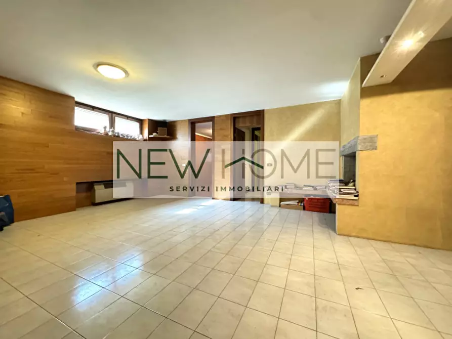 Immagine 23 di Villa in vendita  in Via Alfonsine 1 a Verona