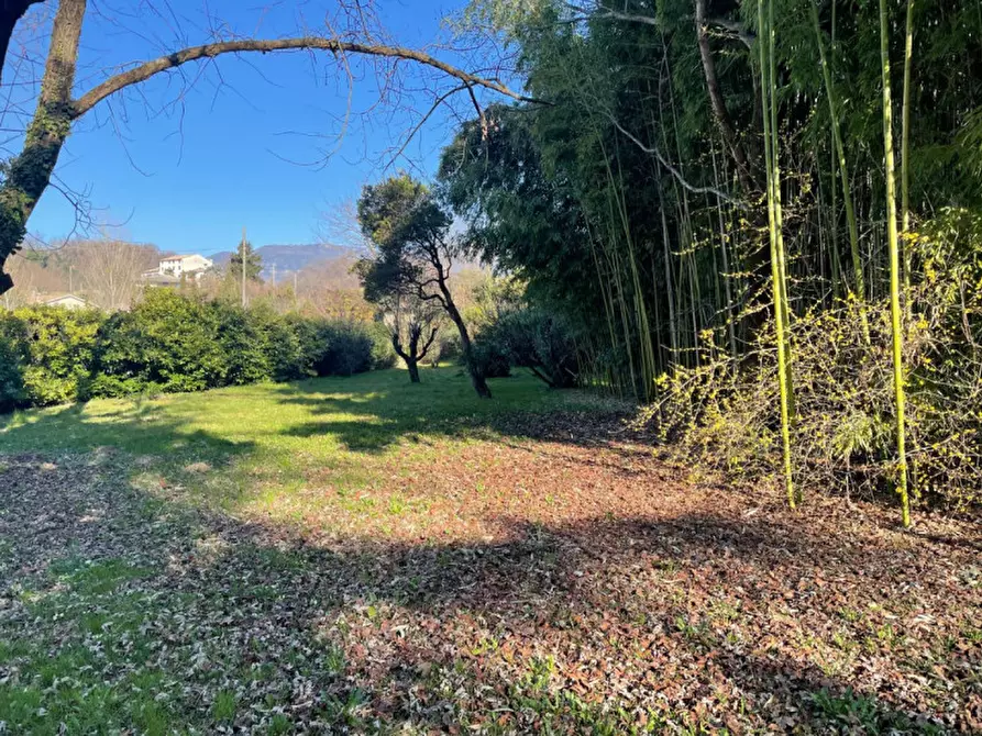 Immagine 5 di Terreno in vendita  in Via Valli a Fonte