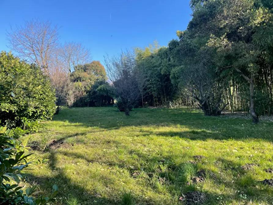 Immagine 9 di Terreno in vendita  in Via Valli a Fonte