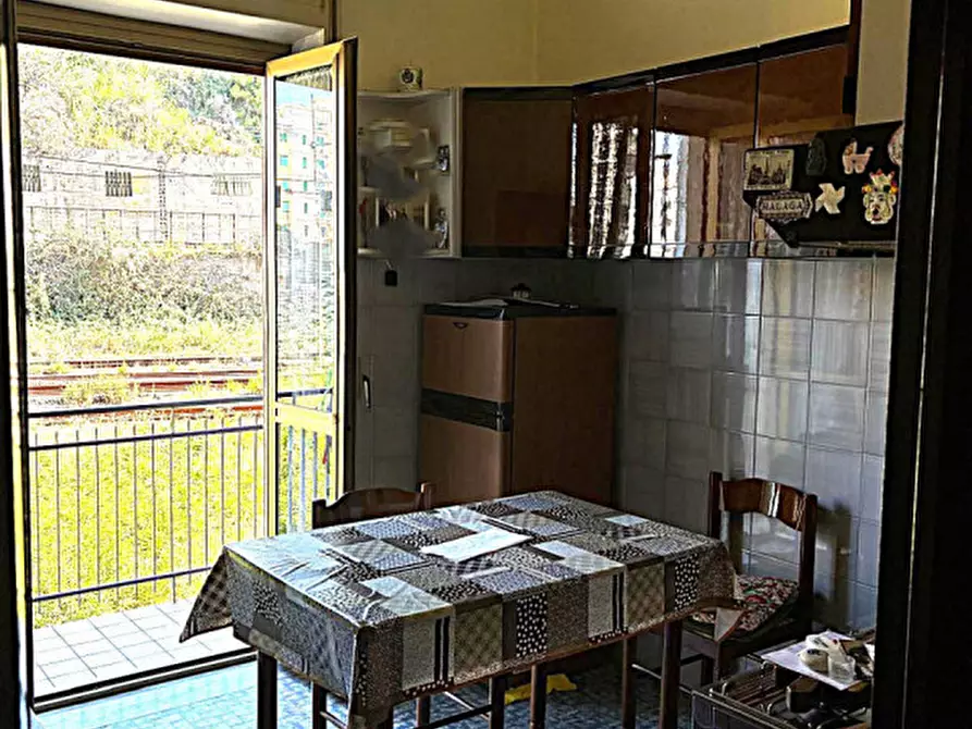 Immagine 5 di Appartamento in vendita  in Via Torrione, 113 a Salerno