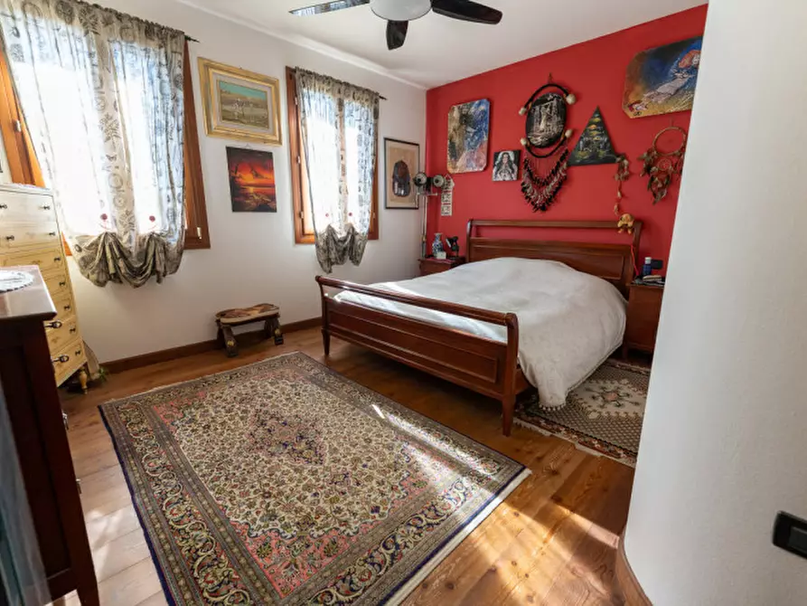 Immagine 27 di Villa in vendita  in Via Piera 11 a Legnaro