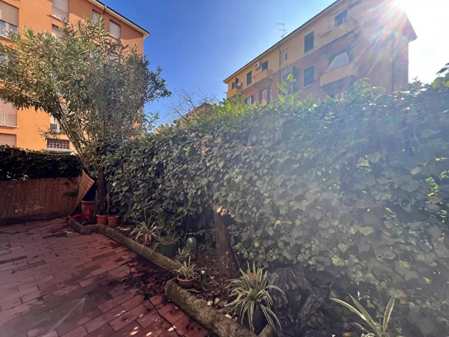 Immagine 14 di Attività commerciale in affitto  in mulino parisio a Bologna