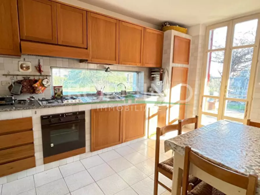 Immagine 6 di Villa in vendita  in Corso Marconi snc a Magliano Alfieri