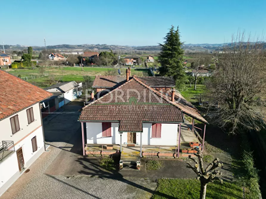 Immagine 28 di Villa in vendita  in Corso Marconi snc a Magliano Alfieri