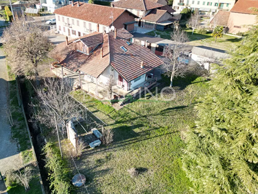 Immagine 30 di Villa in vendita  in Corso Marconi snc a Magliano Alfieri