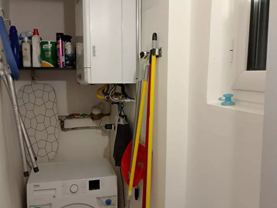 Immagine 9 di Appartamento in affitto  in via sedile di porto a Napoli