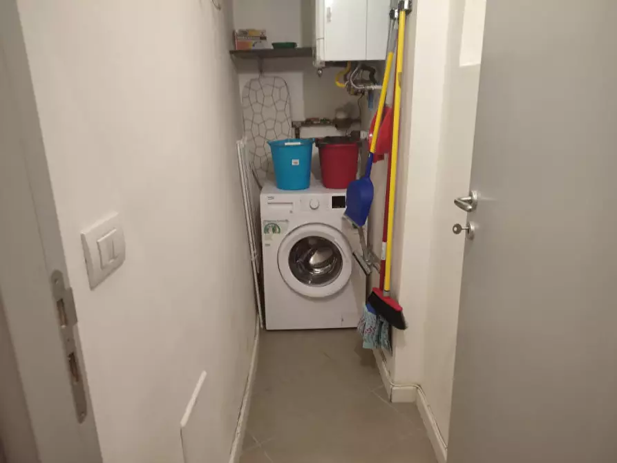 Immagine 25 di Appartamento in affitto  in via sedile di porto a Napoli