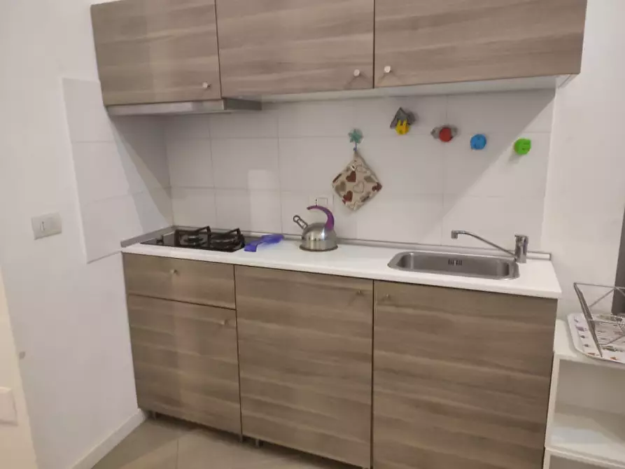 Immagine 28 di Appartamento in affitto  in via sedile di porto a Napoli