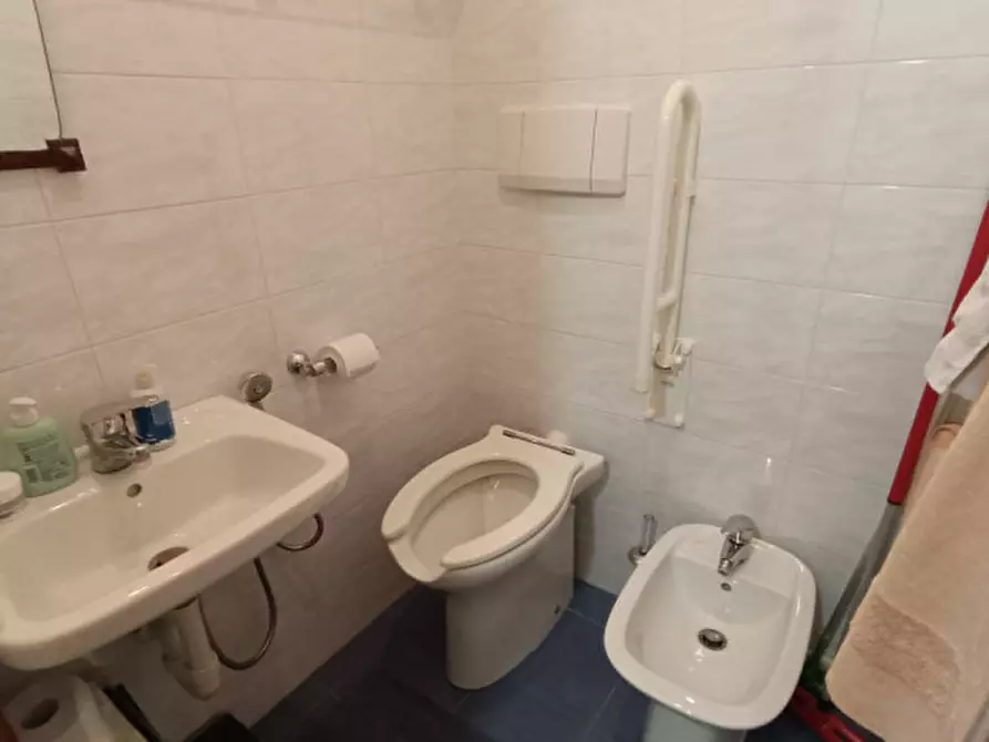 Immagine 9 di Villa in vendita  in Zona ovest a San Remo