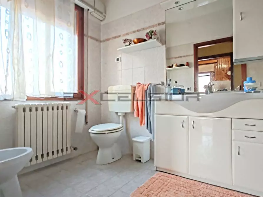 Immagine 8 di Appartamento in vendita  in Via G. Matteotti n.20 bis - Cavarzere (VE) a Cavarzere