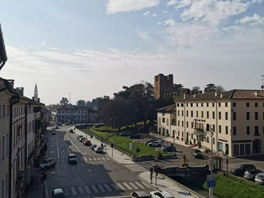 Immagine 5 di Appartamento in vendita  in Corso 29 Aprile a Castelfranco Veneto