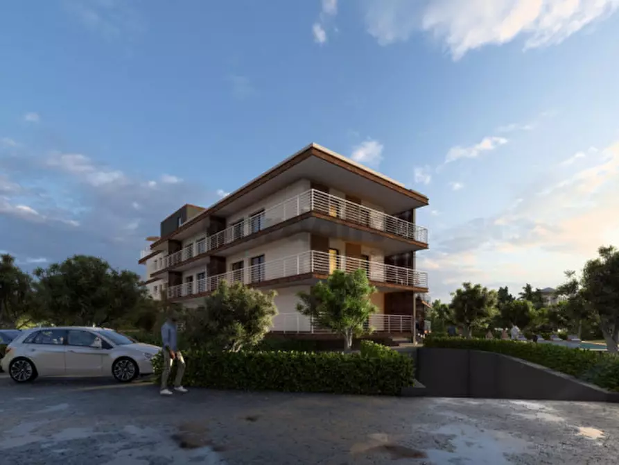 Immagine 6 di Appartamento in vendita  in Via Dante Alighieri a Toscolano-Maderno