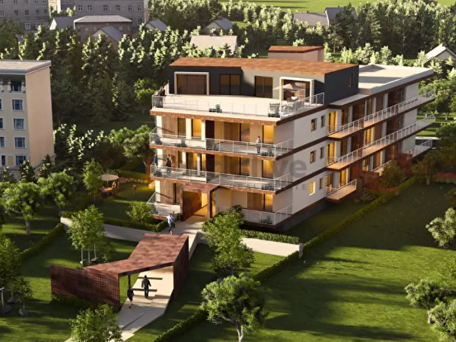 Immagine 15 di Appartamento in vendita  in Via Dante Alighieri a Toscolano-Maderno