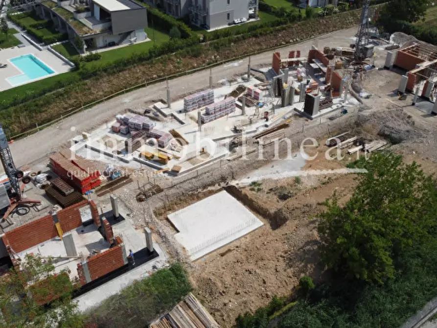 Immagine 11 di Appartamento in vendita  in Via Don Sturzo a Garda