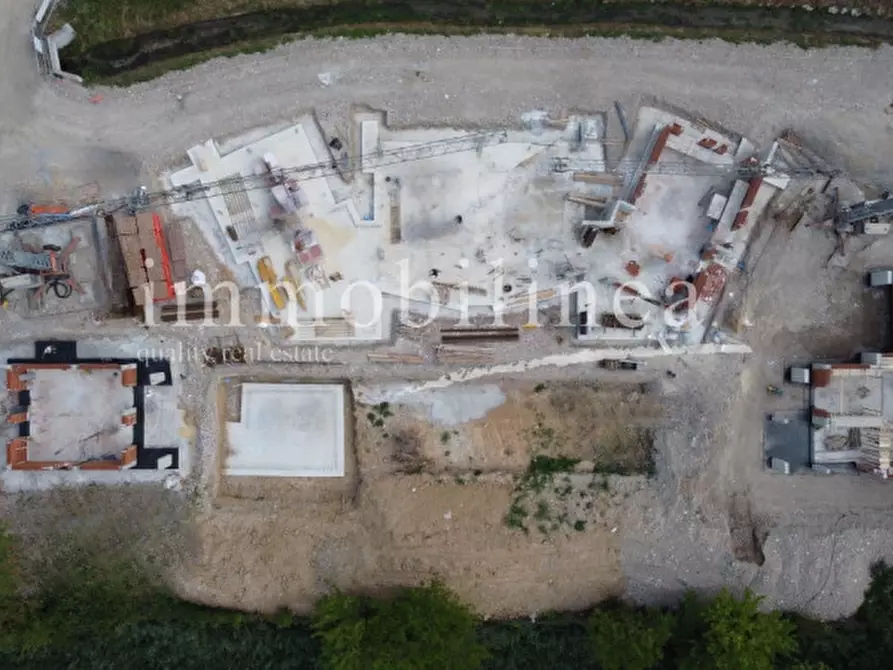 Immagine 14 di Appartamento in vendita  in Via Don Sturzo a Garda