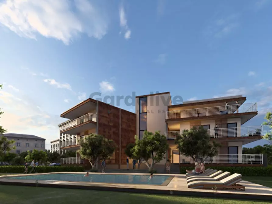 Immagine 3 di Appartamento in vendita  in Via Dante Alighieri a Toscolano-Maderno