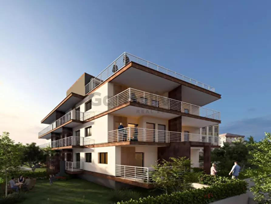 Immagine 5 di Appartamento in vendita  in Via Dante Alighieri a Toscolano-Maderno