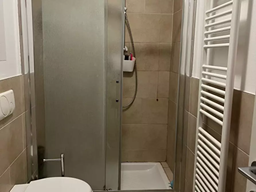 Immagine 9 di Appartamento in vendita  in via roma a Montegrotto Terme