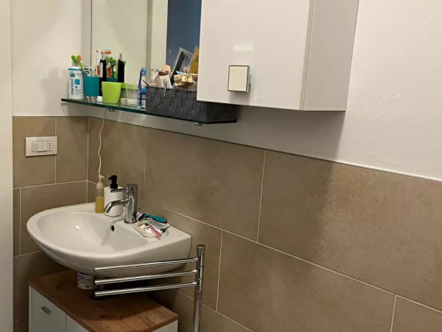 Immagine 10 di Appartamento in vendita  in via roma a Montegrotto Terme