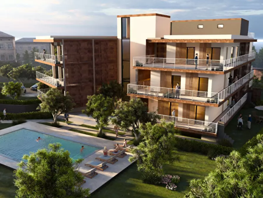 Immagine 2 di Attico in vendita  in Via Dante Alighieri a Toscolano-Maderno